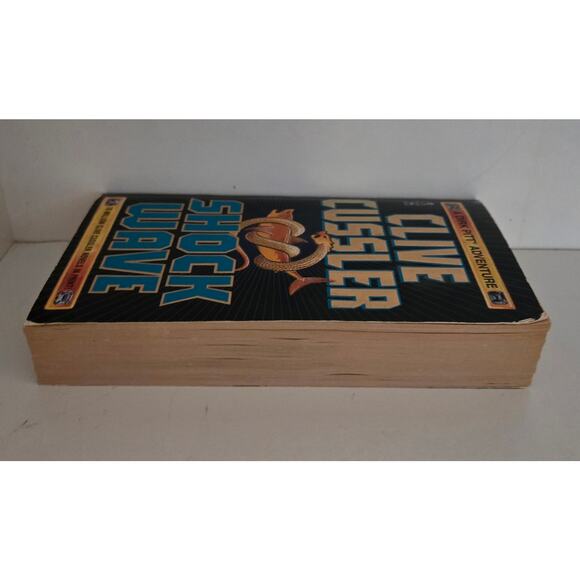 Shock Wave by Clive Cussler A Dirk Pitt Adventure Thriller Action Adventure - Picture 3 of 8